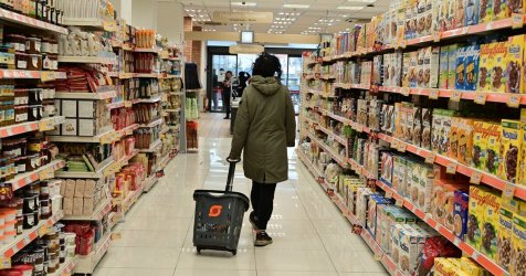 Ποια τρόφιμα θα ακριβύνουν λόγω του αποκλεισμού των Στενών του Ορμούζ