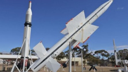 Αυστραλία: Αποστολή πυραύλων αέρος-αέρος στα ΗΑΕ και ανάπτυξη AEW&C στη Μέση Ανατολή