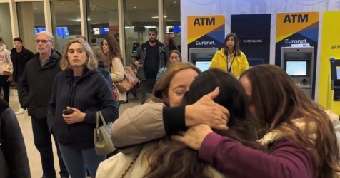 «Μας συνόδευαν μαχητικά τζετ μέχρι τη Σαουδική Αραβία» – Νέοι επαναπατρισμοί από τη Μέση Ανατολή