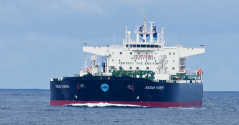 Με βλήμα ή drone το χτύπημα στο τάνκερ «MARAN HOMER» – Υλικές ζημιές στο κατάστρωμα