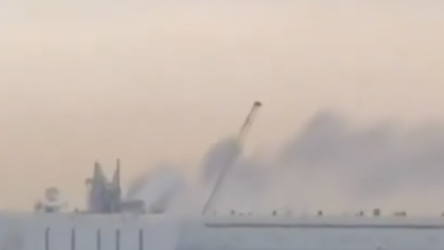 Ιράν: “Πλήξαμε στρατιωτικές βάσεις σε Άμπου Ντάμπι, Μπαχρέιν, Κουβέιτ”, στις φλόγες και το λιμάνι της Φουτζέιρα – Σε “αποφασιστική φάση” ο πόλεμος λέει το Ισραήλ (Βίντεο)