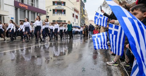 Καιρικά δύσκολη η 25η Μαρτίου – Άλλος καιρός στην Αθήνα