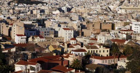 Οι τράπεζες, το αδιαφανές καρτέλ των εισπρακτικών και οι τριγωνικές συναλλαγές με τα ακίνητα των πλειστηριασμών