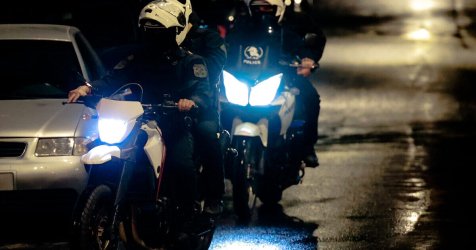 Κινηματογραφική καταδίωξη στο κέντρο της Αθήνας – Χειροπέδες σε δημοφιλή τράπερ