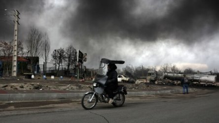 Προειδοποιεί η Σαουδική Αραβία: Θα απαντήσει με στρατιωτικά μέσα στις επιθέσεις του Ιράν “εάν κριθεί αναγκαίο”