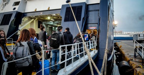 Ακτοπλοϊκά εισιτήρια: Πώς λειτουργεί η επιδότηση για τις εκπτώσεις