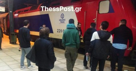 Αποκαταστάθηκε η βλάβη στο τρένο που έμεινε στην Οινόη