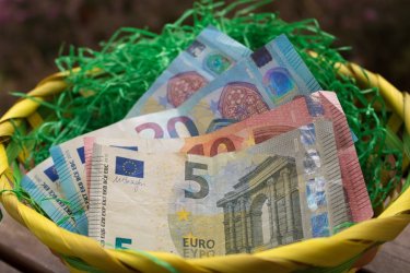 Δώρο Πάσχα ΔΥΠΑ 2026: Πότε μπαίνει – Η ημερομηνία