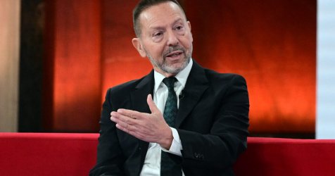 Προειδοποιεί ο Στουρνάρας: «Τεράστιο λάθος» οι πρόωρες εκλογές