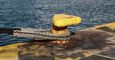 Προβλήματα στα ακτοπλοϊκά δρομολόγια και τις πτήσεις λόγω κακοκαιρίας
