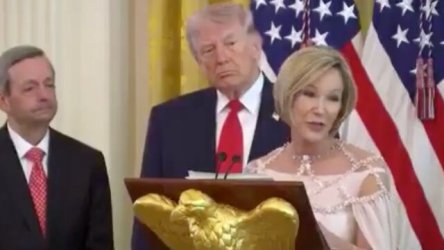 H επικεφαλής του θρησκευτικού γραφείου του Λευκού Οίκου συνέκρινε τον Τραμπ με τον Χριστό: “Όπως αναστήθηκε αυτός, αναστηθήκατε κι εσείς” (Bίντεο)