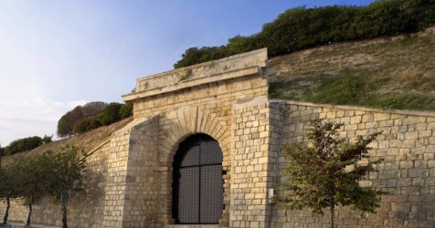 Τραγωδία στο Ηράκλειο – Πέθανε 94χρονος που έπεσε από τα Ενετικά Τείχη