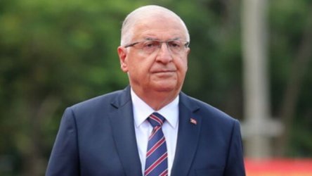 Προκλητικός ο υπουργός Άμυνας της Τουρκίας με φόντο τη στρατιωτική ενίσχυση της Κύπρου: “Η υπομονή μας έχει όρια”, είπε ο Γιασάρ Γκιουλέρ