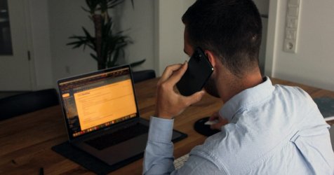 «Σκάνδαλο Χρυσών Απατών: Η Σπείρα που Άρπαξε 600.000 ευρώ από Ηλικιωμένους»