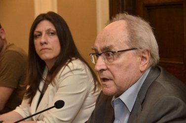 Προσφυγή για ποινική και πειθαρχική δίωξη κατά του προέδρου της ΕνΔΕ προανήγγειλε ο Νίκος Κωνσταντόπουλος