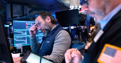 «Δέστε τις ζώνες σας» – Μόνιμη ζημιά στην οικονομία λόγω Ιράν βλέπει το ΔΝΤ