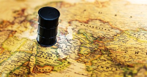 «Πετρέλαιο: Κρατάει κάτω από 100 δολάρια παρά τον αποκλεισμό του Ορμούζ»