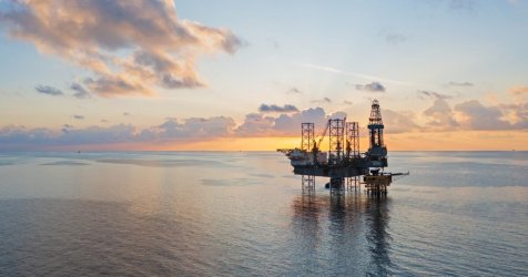 «Ιστορική Στιγμή στο Ιόνιο: Υπογράφεται η Σύμβαση για Ερευνητική Γεώτρηση – Παρακολουθήστε Live!»