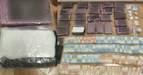 Τρεις συλλήψεις για διακίνηση ναρκωτικών στον Πειραιά – Κατασχέθηκαν πάνω από 27 κιλά κοκκαΐνης