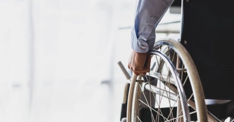 Κοινωνικός Τουρισμός 2026: Αποκλεισμούς και συνθήκες «ακραίας φτωχοποίησης» καταγγέλλει η Ομοσπονδία Αναπήρων