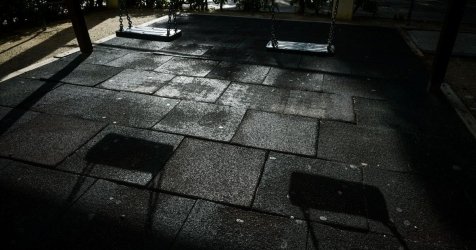 Καλαμαριά: Επικίνδυνη δολιοφθορά σε παιδική χαρά – Αφαίρεσαν βίδες ασφαλείας από κούνια