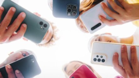 Meta AI: Μέτρο ασφάλειας στις συνομιλίες των εφήβων με το βοηθό τεχνητής νοημοσύνης – Προστίθεται εργαλείο γονικού ελέγχου