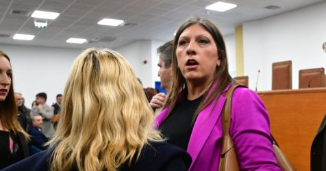 «Στις 4:30 το πρωί, η Ζωής καταθέτει μήνυση κατά Επιθεωρητών Εργασίας: Ένας εφιάλτης αποκαλύπτεται»