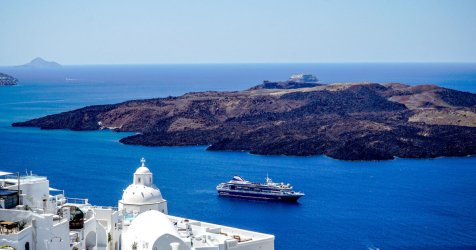 Σαντορίνη: Νέα μέτρα για τους σεισμούς – Απαγόρευση κυκλοφορίας