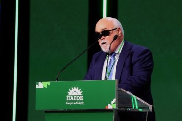 Βαρδακαστάνης: Αφού δεν ρίχνει φως ο εισαγγελέας του ΑΠ, πάμε σε εξεταστική για να πέσει φως