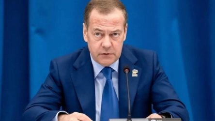 Μεντβέντεφ: Αμφισβητεί ότι οι ΗΠΑ είναι κατάλληλες για μεσολαβητής σε συγκρούσεις