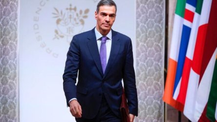 Πέδρο Σάντσεθ: Αναγκαστική προσγείωση στην Άγκυρα έκανε το αεροπλάνο του