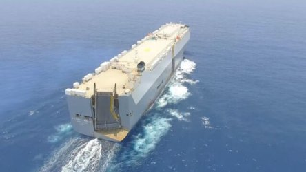 Maersk: Ανακοίνωσε ότι πλοίο της διέπλευσε με ασφάλεια τα Στενά του Ορμούζ συνοδεία αμερικανικών δυνάμεων