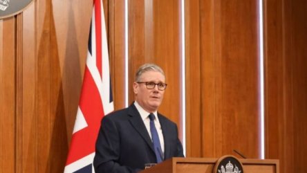 Κιρ Στάρμερ: Η κλιμάκωση στη Μέση Ανατολή πρέπει να σταματήσει – Το Ιράν να εμπλακεί αληθινά στις διαπραγματεύσεις