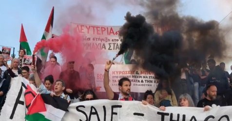 «Καταδικάζουμε την απαγωγή των ακτιβιστών» – Πορεία για την Παλαιστίνη στην Αθήνα