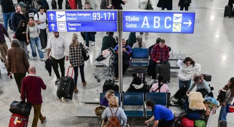 Τουρισμός: Ο πόλεμος στο Ιράν βάζει «φρένο» στις αφίξεις στο «Ελ. Βενιζέλος» – Αρνητικό πρόσημο τον Απρίλιο