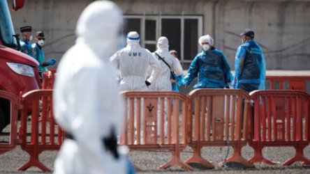 Χανταϊός: Ισχυρά μέτρα ασφαλείας στην επιχείρηση επαναπατρισμού των επιβατών του MV Hondius – Με ειδικούς χειρισμούς η μεταφορά του ασυμπτωματικού Έλληνα στο “Αττικόν” (Εικόνες & Βίντεο)