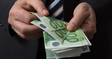 Ρύθμιση σε 72 δόσεις: Η παγίδα χρέους για ελεύθερους επαγγελματίες