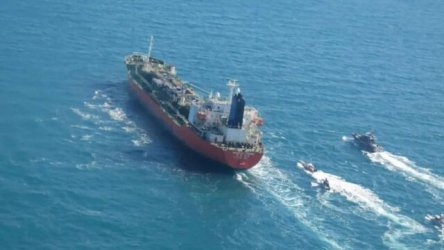 Συναγερμός στον Περσικό Κόλπο: Κατασχέθηκε πλοίο & οδηγείται σε ιρανικό λιμάνι (Εικόνα)