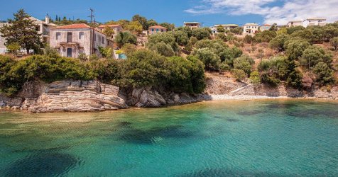 Το «κρυφό» νησί χωρίς αυτοκίνητα στο Ιόνιο