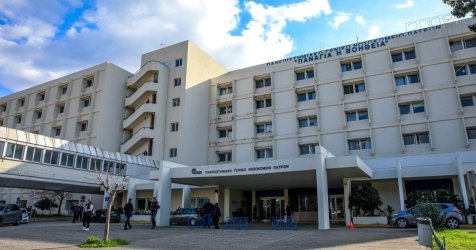 Συναγερμός στην Πάτρα: 20χρονος νοσηλεύεται στη ΜΕΘ με υποψία μηνιγγίτιδας