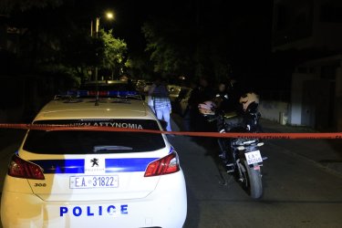 Οι δραματικές επικοινωνίες των αστυνομικών λίγο μετά τους πυροβολισμούς στον Χολαργό (ηχητικό)