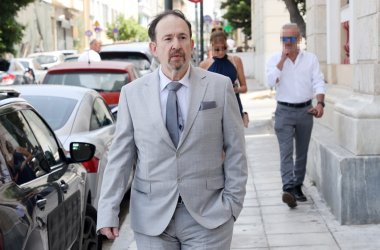 Σοκ στον καλλιτεχνικό κόσμο: Στο νοσοκομείο ο Γιάννης Παπαμιχαήλ μετά από ξαφνική κατάρρευση στο σπίτι του!