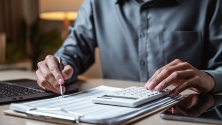 Πώς θα γίνει η αίτηση για τις 72 δόσεις με ελάχιστη καταβολή 30 ευρώ – Πλήρης οδηγός