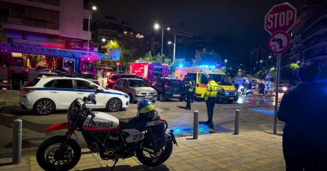 Θανατηφόρο τροχαίο στην Καλλιθέα: Νεκρός οδηγός μοτοσικλέτας που παρέσυρε πεζή
