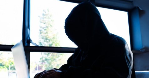 Υπάλληλος βενζινάδικου στο Περιστέρι ο 62χρονος που είχε στην κατοχή του εκατοντάδες βίντεο παιδικής πορνογραφίας