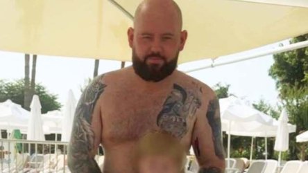 Μπέλφαστ: Ο άνδρας που έσωσε 44χρονο από Σουδανό έχει τατουάζ αρχαίου Έλληνα πολεμιστή