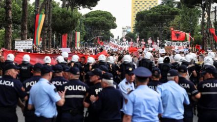 Αλβανία: Εκδόθηκαν εντάλματα σύλληψης για άτομα που συνδέονται με το τουριστικό σχέδιο Τζάρεντ Κούσνερ