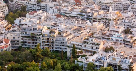 Κύκλωμα διαφθοράς στις πολεοδομίες: «Υπηρεσίες» σε γνωστό επιχειρηματία για να φτιάξει το νέο του εργοστάσιο