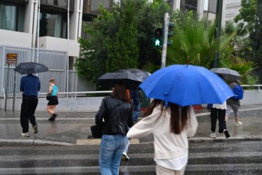 Χαλάει ο καιρός – Τι ώρα θα βρέξει σήμερα στην Αττική