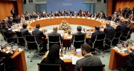 Μάχη για τα δισ. της ΕΕ, που μπορεί να κρίνουν και τις εκλογές